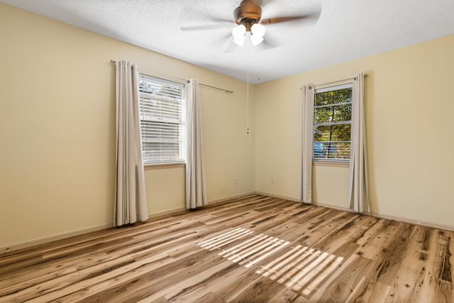 902 Blueridge pkwy, Longview, TX 75605