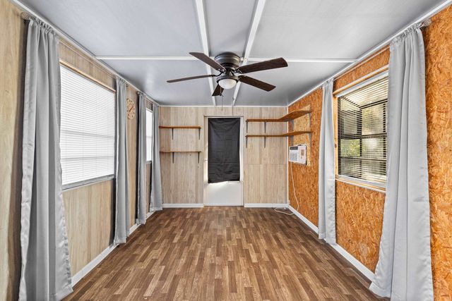 902 Blueridge pkwy, Longview, TX 75605