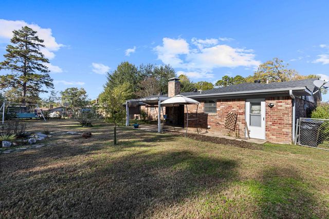 902 Blueridge pkwy, Longview, TX 75605