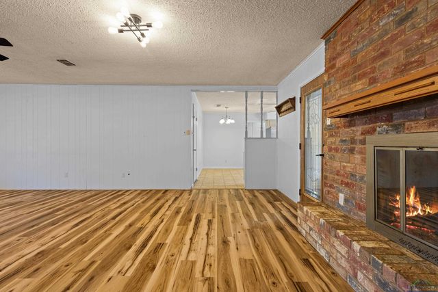 902 Blueridge pkwy, Longview, TX 75605