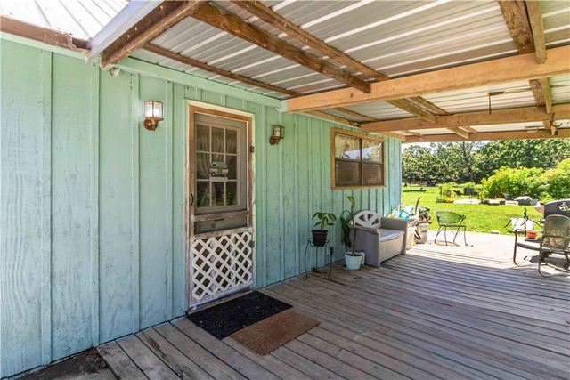 18040 E Holt Road, Lincoln, AR 72744