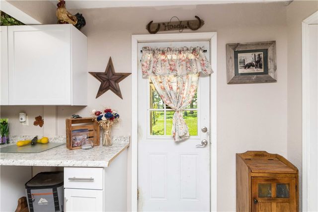 18040 E Holt Road, Lincoln, AR 72744