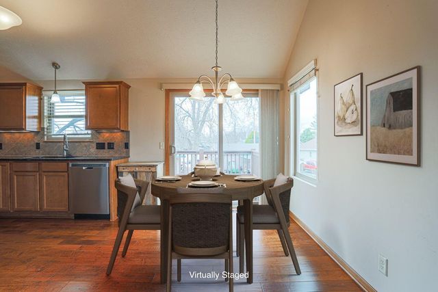 116 CARTER LAKE, Carter Lake, IA 51510