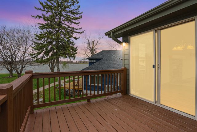 116 CARTER LAKE, Carter Lake, IA 51510