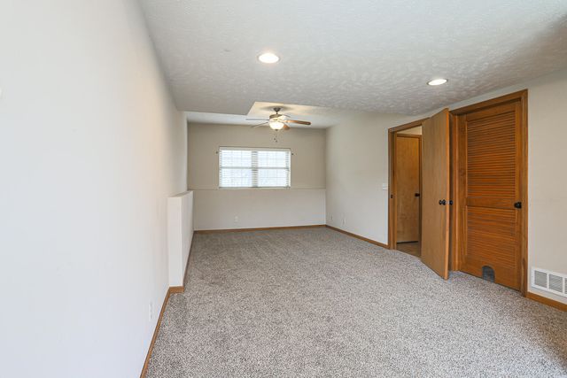 116 CARTER LAKE, Carter Lake, IA 51510