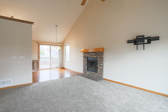 116 CARTER LAKE, Carter Lake, IA 51510