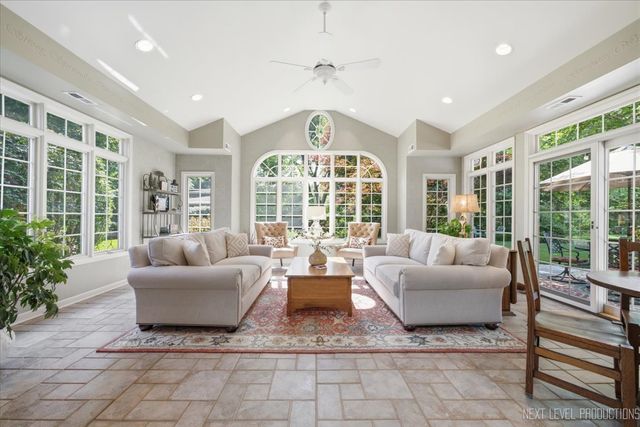 5386 Candlewood Court, Lisle, IL 60532