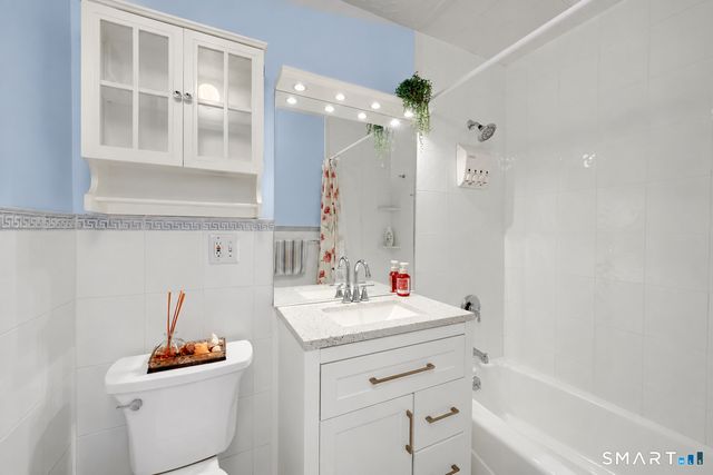 44 Strawberry Hill Avenue 3K, Stamford, CT 06902