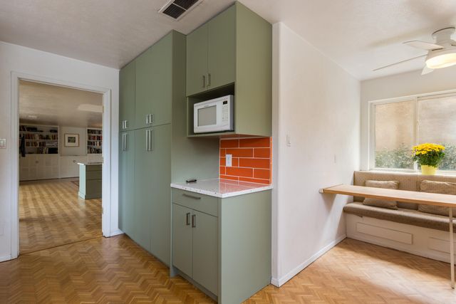 3813 La Hacienda Drive NE, Albuquerque, NM 87110