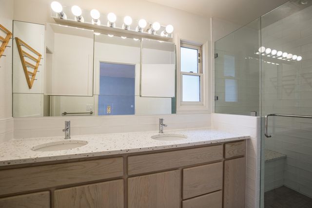 3813 La Hacienda Drive NE, Albuquerque, NM 87110