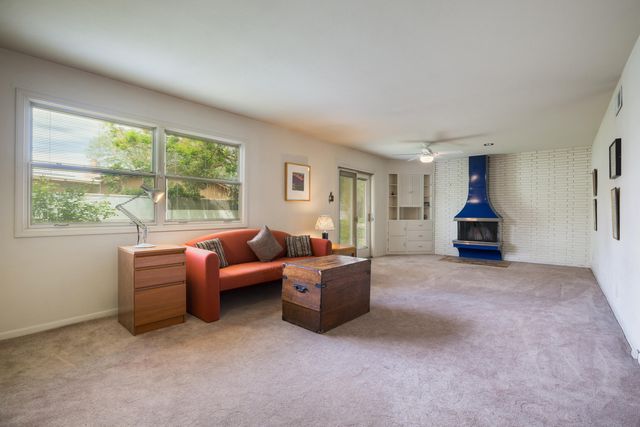 3813 La Hacienda Drive NE, Albuquerque, NM 87110
