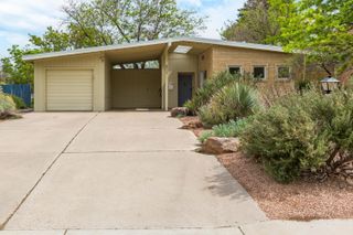 3813 La Hacienda Drive NE, Albuquerque, NM 87110