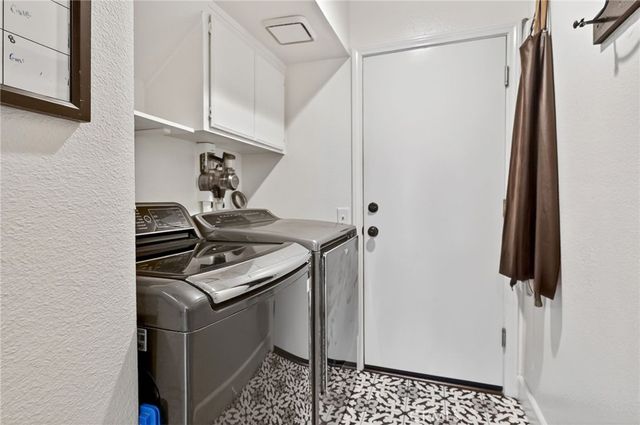 8104 E Carnation Way, Anaheim, CA 92808