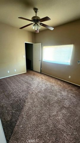 4638 W Avenue M10, Quartz Hill, CA 93536