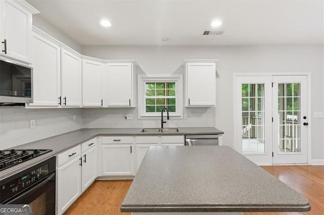 1120 Bagwell Drive NW, Kennesaw, GA 30152