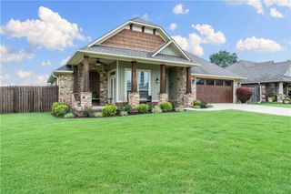 203 Crawford Street, Pea Ridge, AR 72751