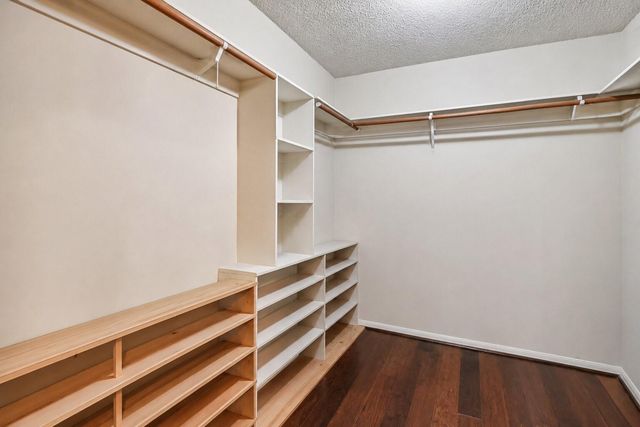 4004 S Dogwood Street, Pearland, TX 77584