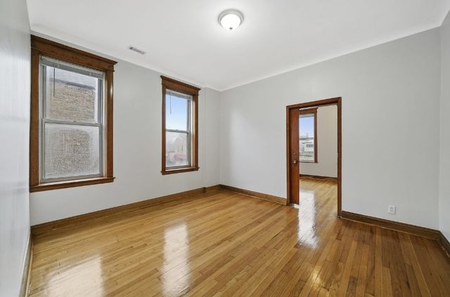 2556 S Albany Avenue 2, Chicago, IL 60623