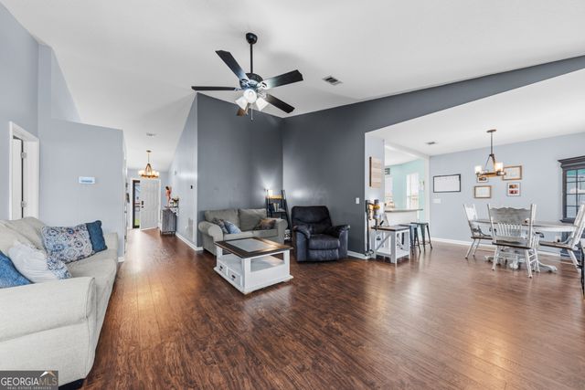 105 Bright Morning Court, Kingsland, GA 31548