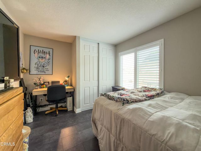 15259 Monroe Avenue, Moorpark, CA 93021