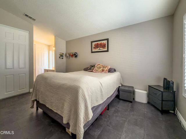15259 Monroe Avenue, Moorpark, CA 93021