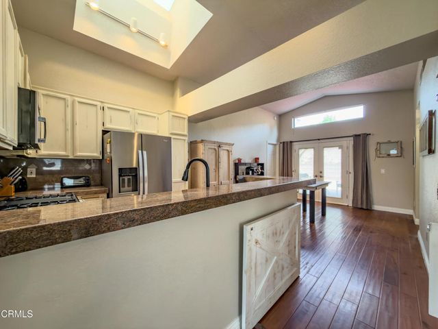 15259 Monroe Avenue, Moorpark, CA 93021