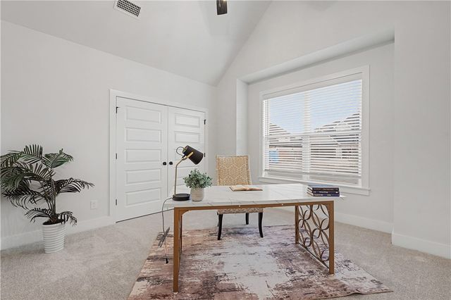 1110 Canyon Maple Street, Centerton, AR 72719