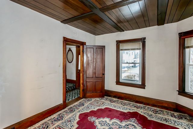 4 Belmont Street, Westfield, MA 01085