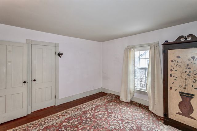 4 Belmont Street, Westfield, MA 01085