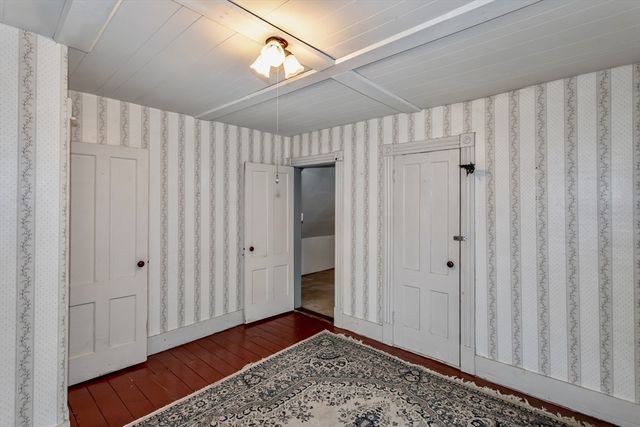 4 Belmont Street, Westfield, MA 01085