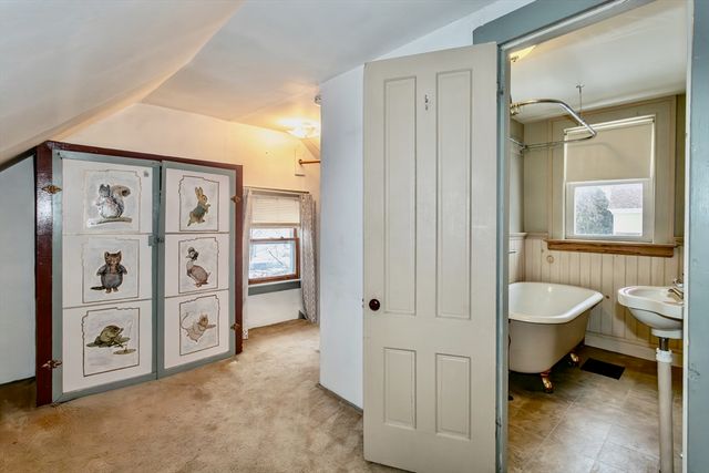 4 Belmont Street, Westfield, MA 01085