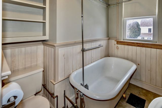 4 Belmont Street, Westfield, MA 01085