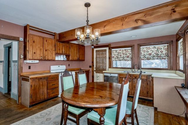 4 Belmont Street, Westfield, MA 01085