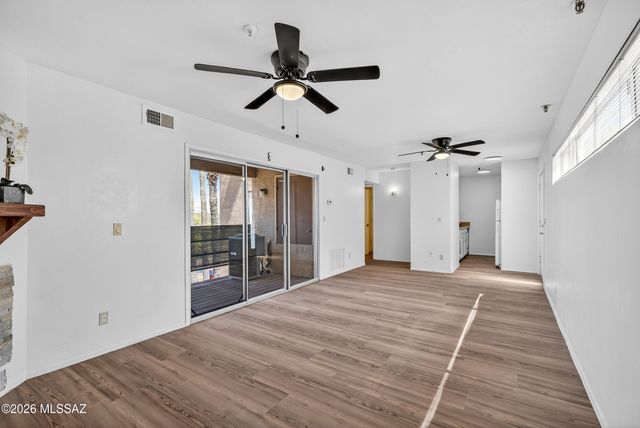 2601 W Broadway Blvd Apt 377, Tucson, AZ 85745