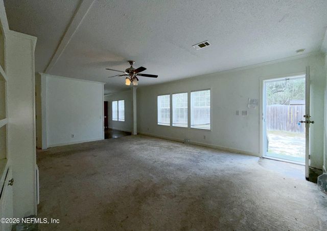 136 SHORT PINE Road, Hawthorne, FL 32640