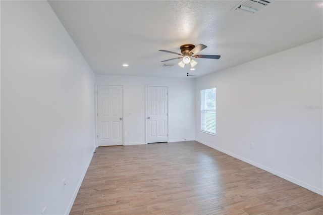 305 PRINCE STREET, Orlando, FL 32809