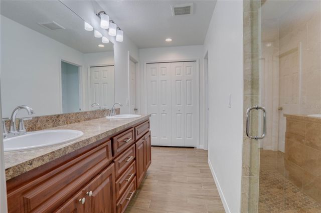305 PRINCE STREET, Orlando, FL 32809