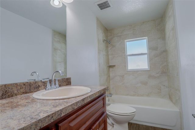 305 PRINCE STREET, Orlando, FL 32809