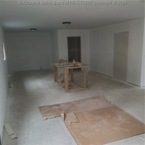 1504 Ravinia Road, Charleston, WV 25314