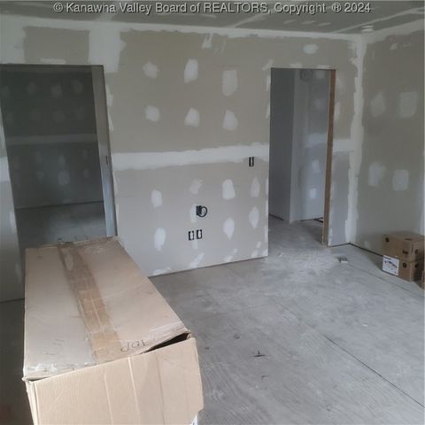 1504 Ravinia Road, Charleston, WV 25314