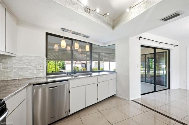 102 Round Key CIR G3, Naples, FL 34112