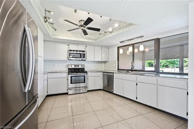 102 Round Key CIR G3, Naples, FL 34112
