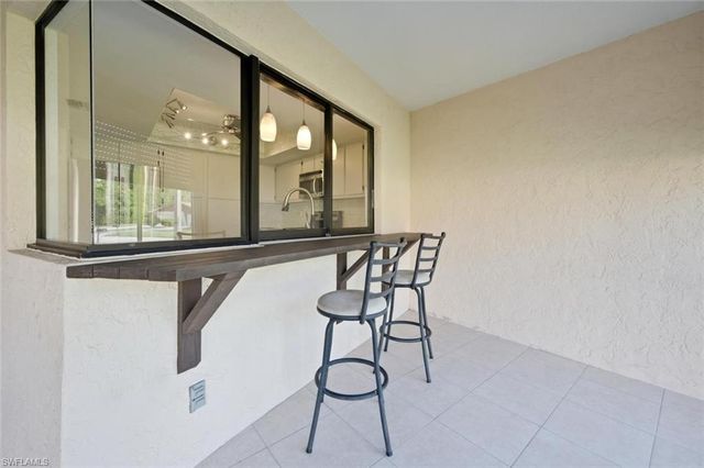102 Round Key CIR G3, Naples, FL 34112