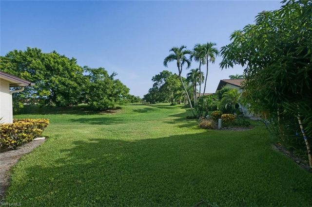 102 Round Key CIR G3, Naples, FL 34112
