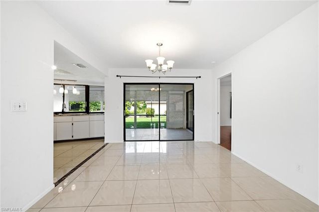 102 Round Key CIR G3, Naples, FL 34112