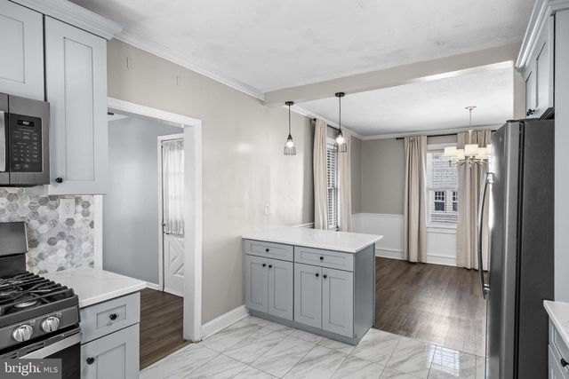 6711 COLLINS AVE, Pennsauken, NJ 08109