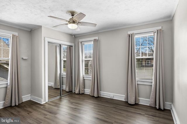 6711 COLLINS AVE, Pennsauken, NJ 08109