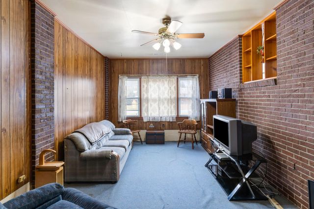 4 Newark Avenue, Goose Creek, SC 29445