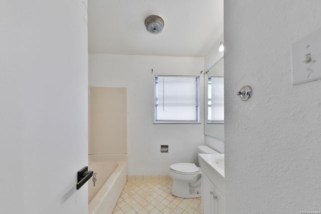 518 Dresden, San Antonio, TX 78213