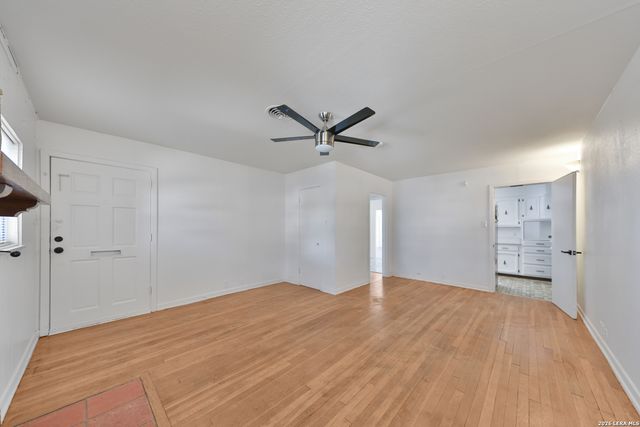 518 Dresden, San Antonio, TX 78213